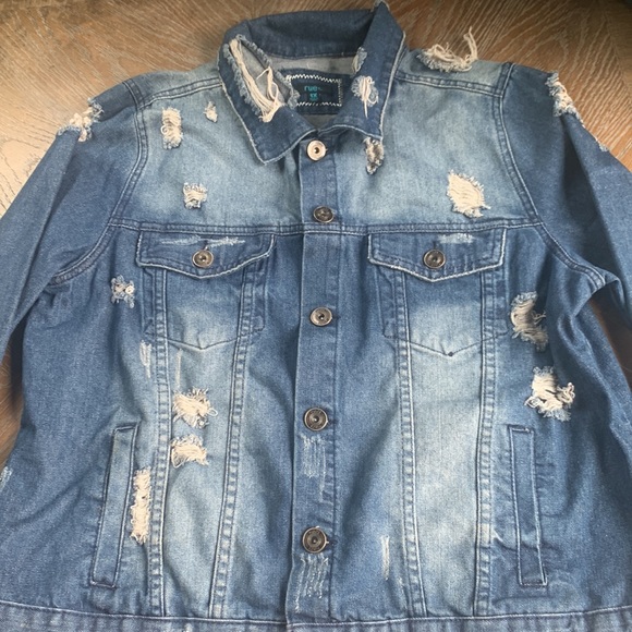 Distressed denim jacket - Picture 2 of 4